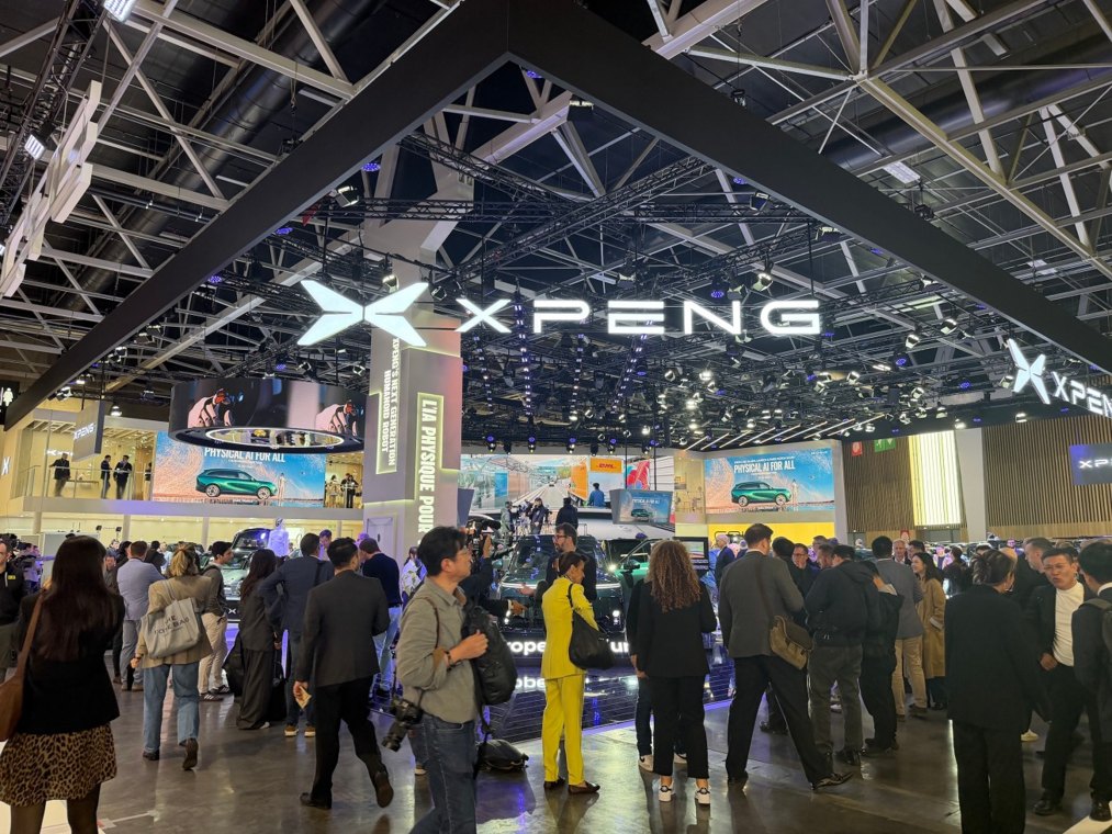 中国车企坐上巴黎车展主桌